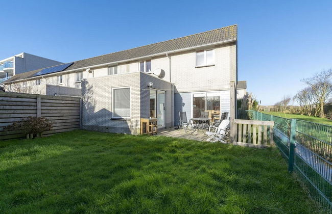 Cozy Holiday Home With Terrace - Foto 22