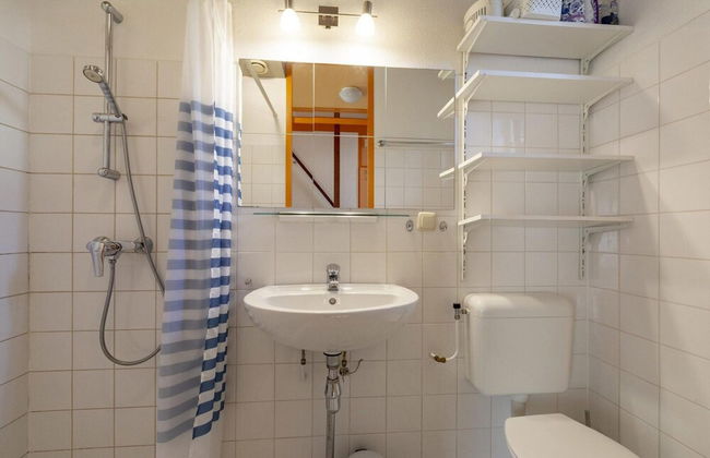 Cozy Holiday Home With Terrace - Foto 8