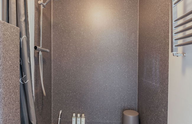 Cozy Family Home In Vestmanna - Photo 16