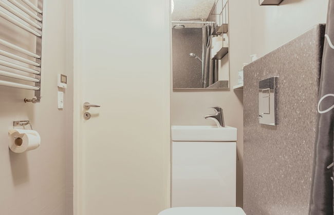 Cozy Family Home In Vestmanna - Photo 17