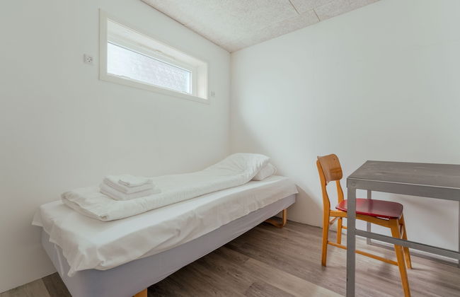 Cozy Family Home In Vestmanna - Photo 2