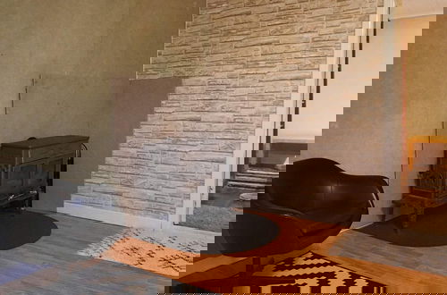Photo 11 - 4 Person Holiday Home in Lur-by Traum