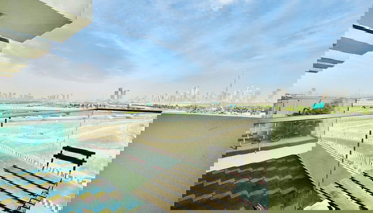 Photo 1 - Venduras- Studio Burj View Azizi Jaddaf