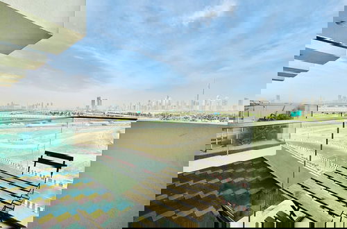 Photo 1 - Venduras- Studio Burj View Azizi Jaddaf