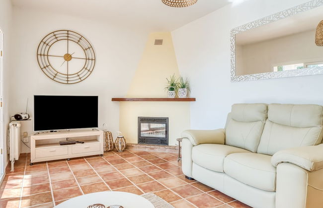 Charming Villa With Private Swimming Pool Near the Sea - Foto 5