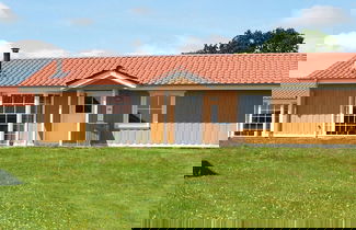Foto 1 - 8 Person Holiday Home on a Holiday Park in Grasten