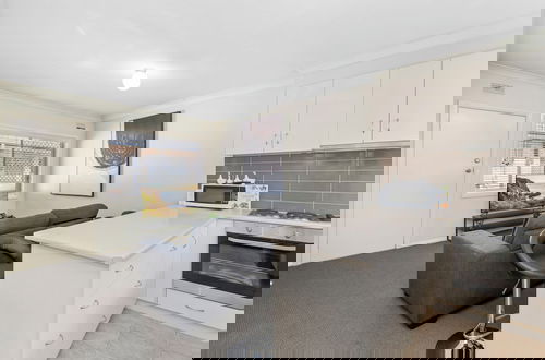 Photo 3 - Wagga CBD Apartments