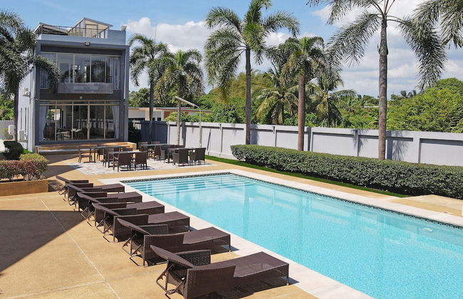 Modern 3BR Pool Access Villa Argent 6 - Foto 1