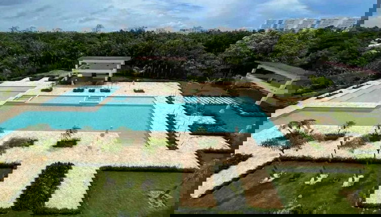 Photo 1 - Coral Cliff Apt 1Br 2Bds 4Pax 10THFloor