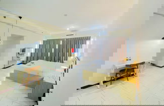 Foto 2 - Restful Studio (No Kitchen) At Grand Palace Kemayoran Apartment (Free Ipl & Utilities)