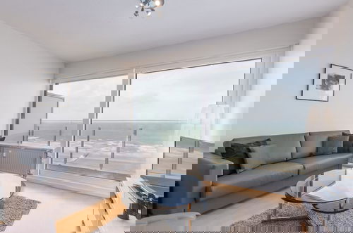 Photo 1 - Cozy 1-bedroom Apartment With Sea View