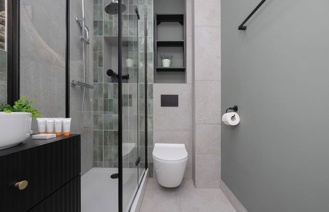 Exceptional Apartment for 4 by Renters - Photo 18