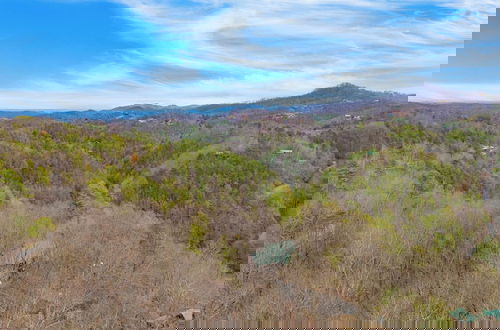 Foto 40 - Twilight Ridge by Avantstay Mountain Mansion, 20min to Pigeon Forge