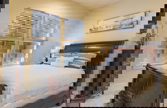 Foto 2 - Amalfi Breeze by Avantstay Walk to the Beach, Luxe Design
