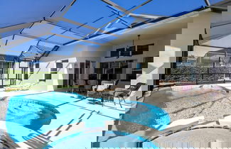 Foto 2 - Fantastic Resort 5BR House - South Facing Pool Spa