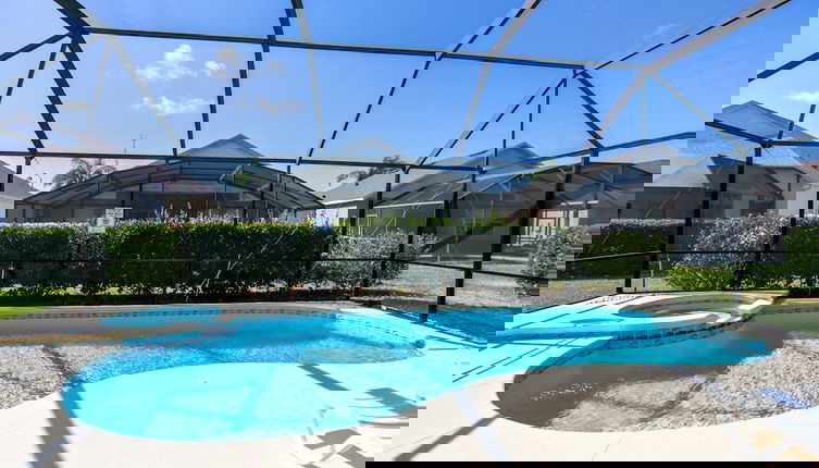 Foto 1 - Fantastic Resort 5BR House - South Facing Pool Spa