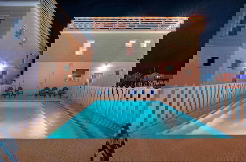 Photo 42 - Huge Priv Rooftop w/ Ocean Glimpse View, Pool Seaside Lookout by Avantstay