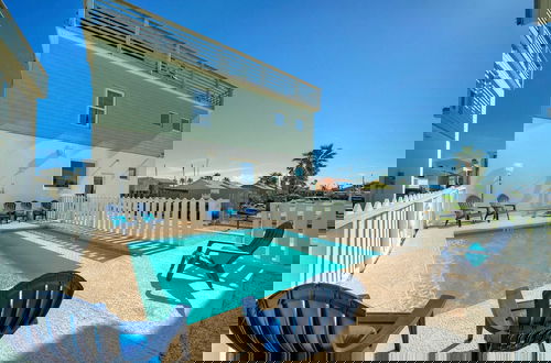 Photo 1 - Huge Priv Rooftop w/ Ocean Glimpse View, Pool Seaside Lookout by Avantstay
