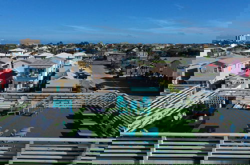 Photo 29 - Huge Priv Rooftop w/ Ocean Glimpse View, Pool Seaside Lookout by Avantstay