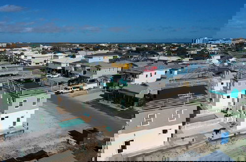 Photo 45 - Huge Priv Rooftop w/ Ocean Glimpse View, Pool Seaside Lookout by Avantstay