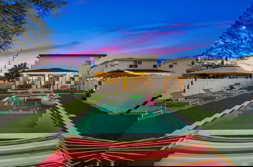 Foto 47 - Luxury Modern Villa w/ Pool, Jacuzzi & Amenities!
