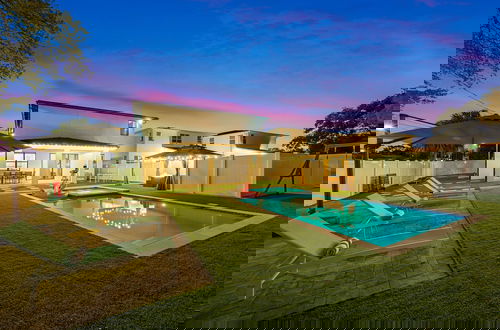 Foto 55 - Luxury Modern Villa w/ Pool, Jacuzzi & Amenities!