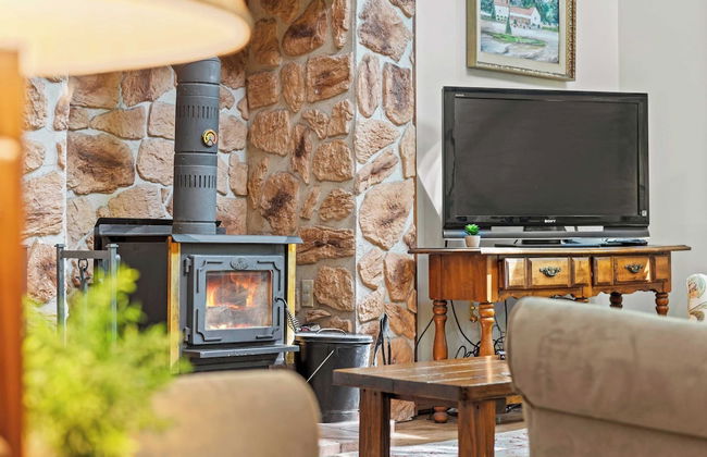 Hygge Home by Avantstay Deck for Outdoor Living, Fire Pit, Game Table - Foto 8