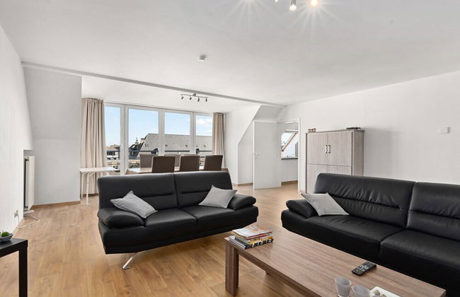 Beautiful Apartment Near Center - Photo 7