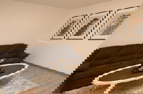 Photo 15 - Cosy Apartment in Essen With Balcony