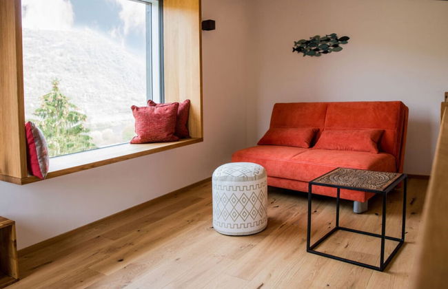 Emerald - Holiday Home for - Photo 8
