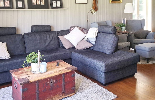 4 Person Holiday Home in Gunnarskog - Photo 5
