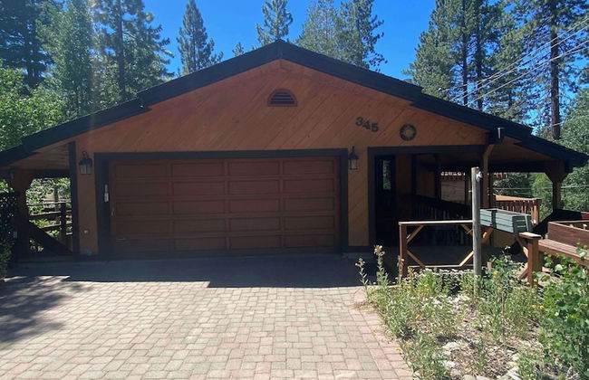 Tahoe Forest Chalet 3BR House w/ Mountain Views - Foto 63
