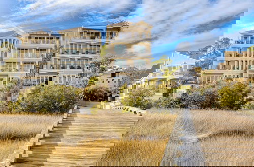 Foto 48 - Sleeps 24! Priv Beach Boardwalk, Pool, Ocean View 24 Bradley Cir by Avantstay