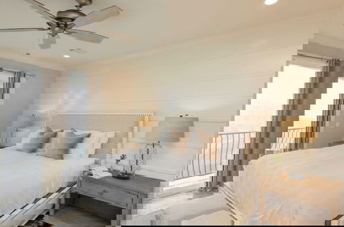 Foto 6 - Sleeps 24! Priv Beach Boardwalk, Pool, Ocean View 24 Bradley Cir by Avantstay