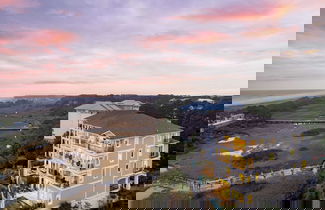 Foto 3 - Sleeps 24! Priv Beach Boardwalk, Pool, Ocean View 24 Bradley Cir by Avantstay