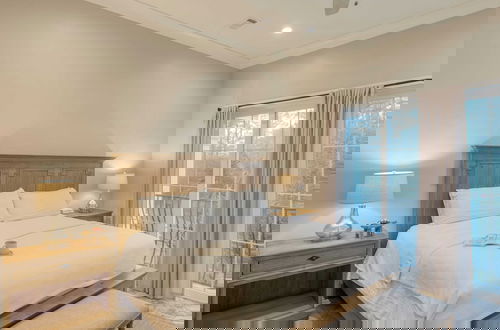 Foto 34 - Sleeps 24! Priv Beach Boardwalk, Pool, Ocean View 24 Bradley Cir by Avantstay