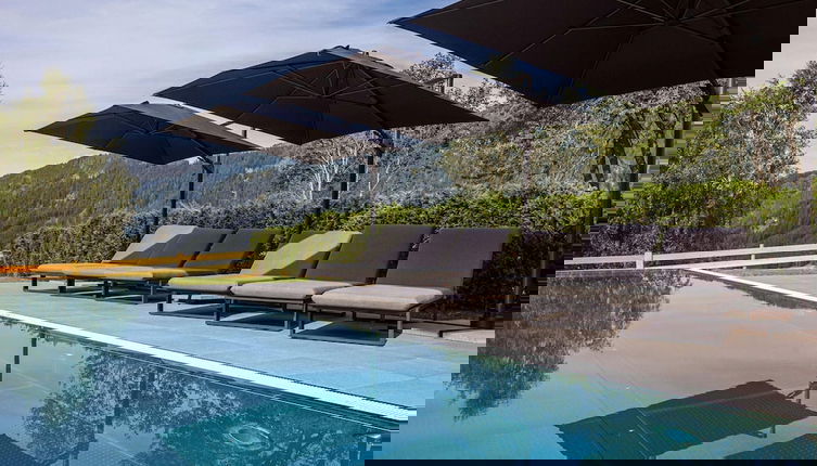 Foto 1 - Apartment With Shared Infinity Pool