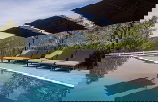 Foto 1 - Apartment With Shared Infinity Pool