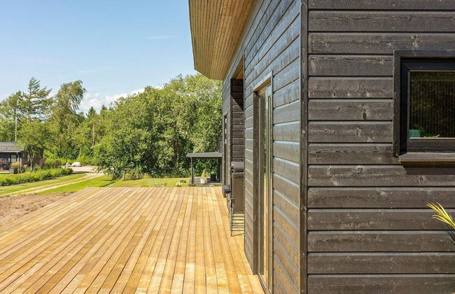 8 Person Holiday Home in Logstor - Foto 25