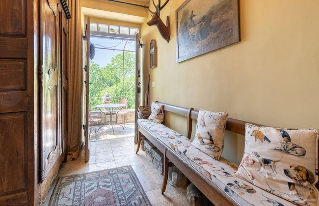 Beautiful Holiday Home With Private Pool - Photo 32