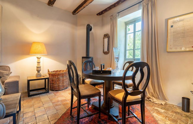 Beautiful Holiday Home With Private Pool - Photo 25
