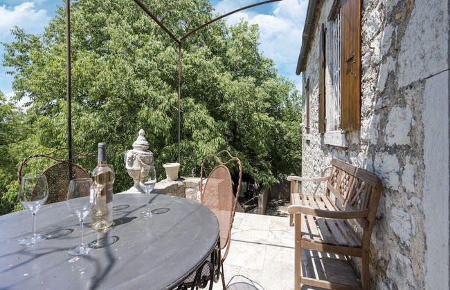 Beautiful Holiday Home With Private Pool - Photo 27