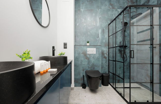 Apartment With Garden by Renters - Photo 16