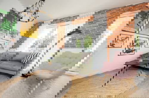 Foto 1 - Bright Apartment With Parking by Renters