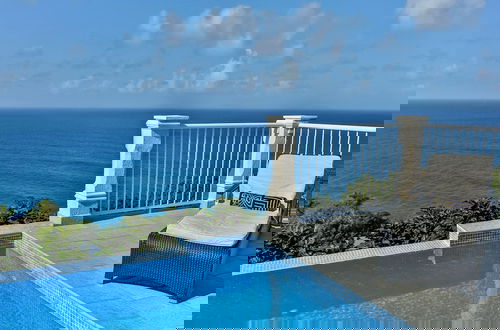 Foto 25 - Cayman Villa - Contemporary 3 bedroom Villa with Stunning Ocean Views 3 Villa by RedAwning