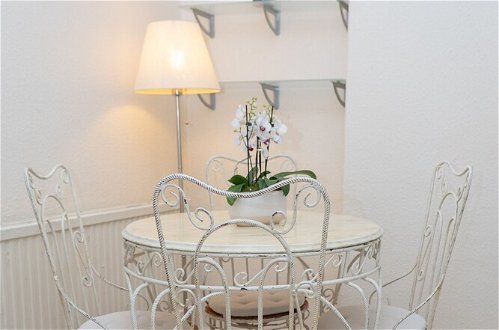 Photo 18 - Beautiful 1-bed Apartment in London