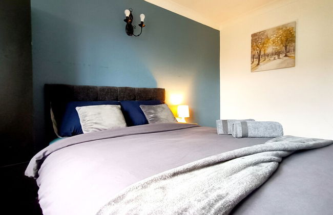 Cozy 3-Bed Family Home with Free Parking - Foto 20