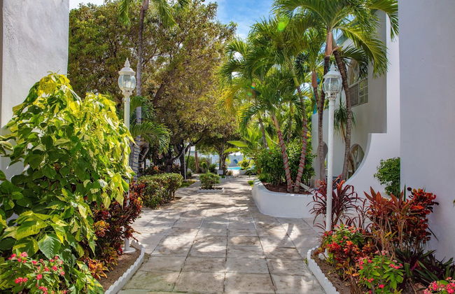 Deluxe Sea View Villas at Paradise Island Beach Club Resort - Foto 44