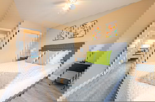Foto 2 - Delray House With Hot tub & Game Room