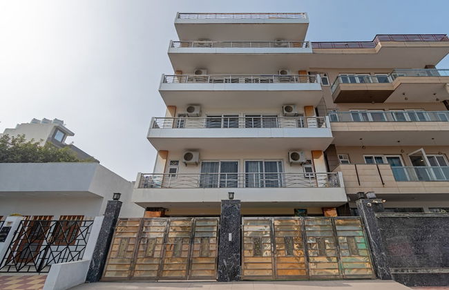 Wandr Serpens - Sector 51, Near Artemis hospital, Unitech Cyber Park - Photo 2